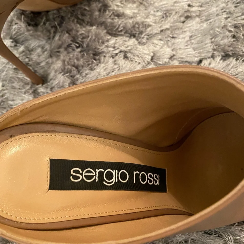 Sergio Rossi - Picture 4 of 5